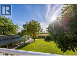 2040 Front Road North, Amherstburg, ON N9V3R3 Photo 22