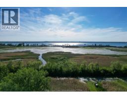 2040 Front Road North, Amherstburg, ON N9V3R3 Photo 38