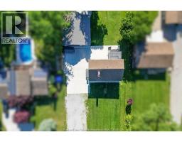 2040 Front Road North, Amherstburg, ON N9V3R3 Photo 42