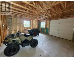 2040 Front Road North, Amherstburg, ON N9V3R3 Photo 45