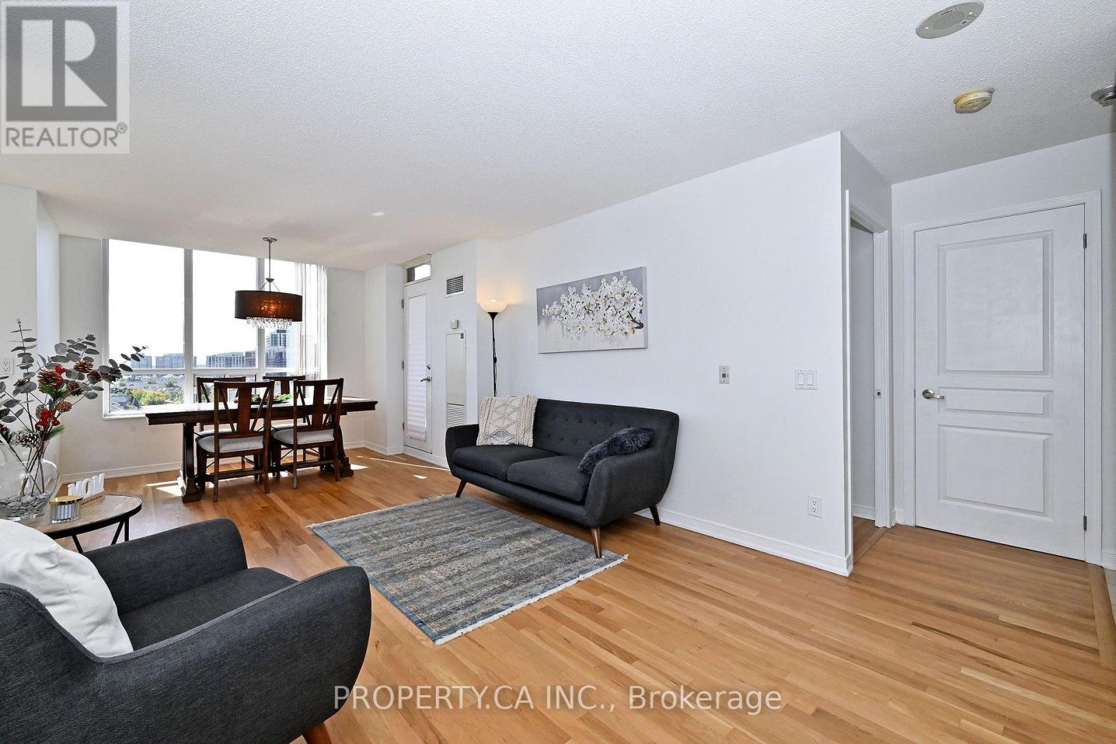 #1013 310 RED MAPLE ROAD - 6