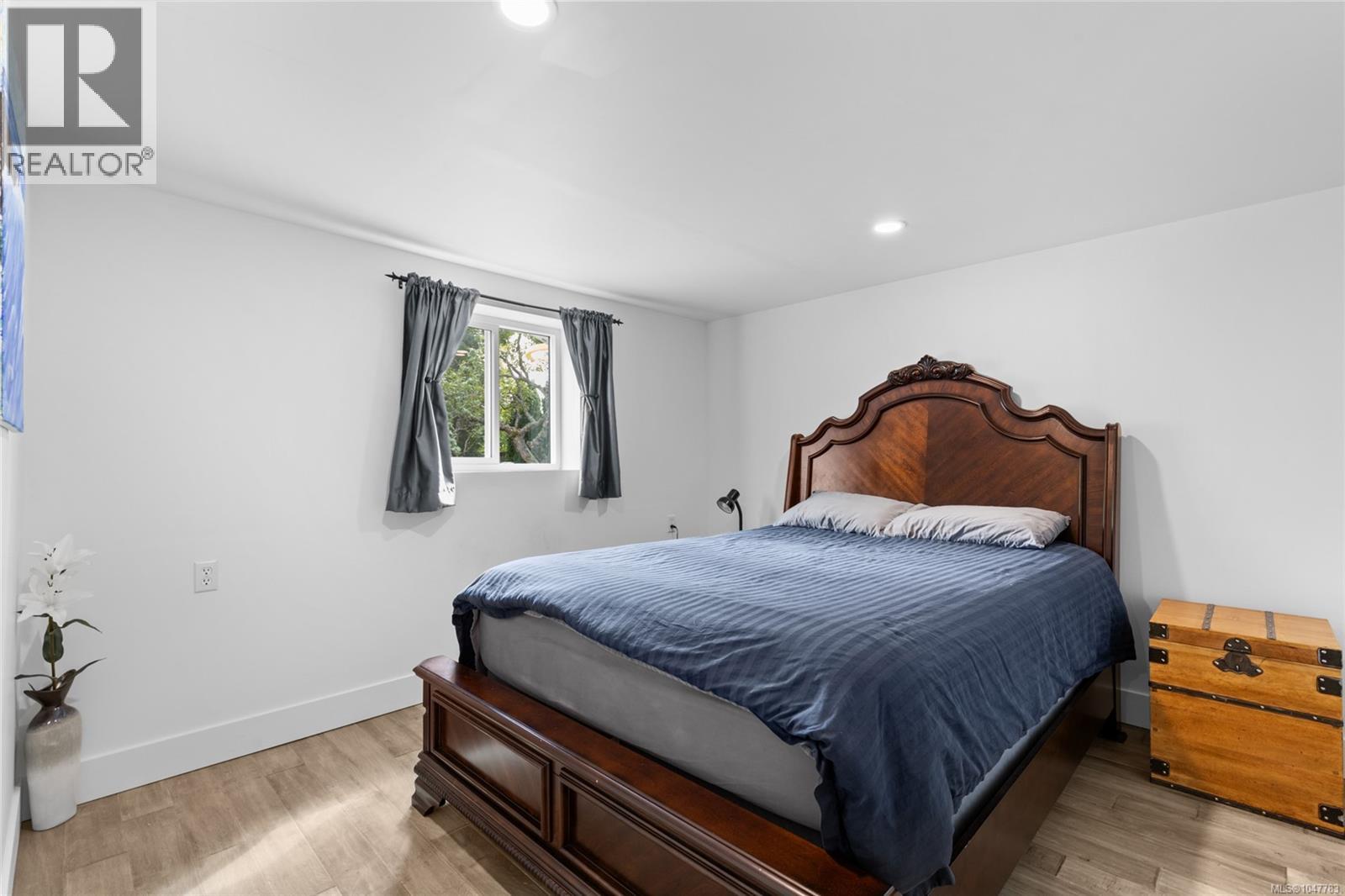 749 Lily Ave - Image 29