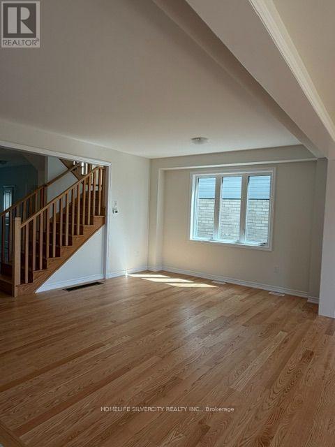 27 POSTILL STREET, Brant (Paris) — photo 2