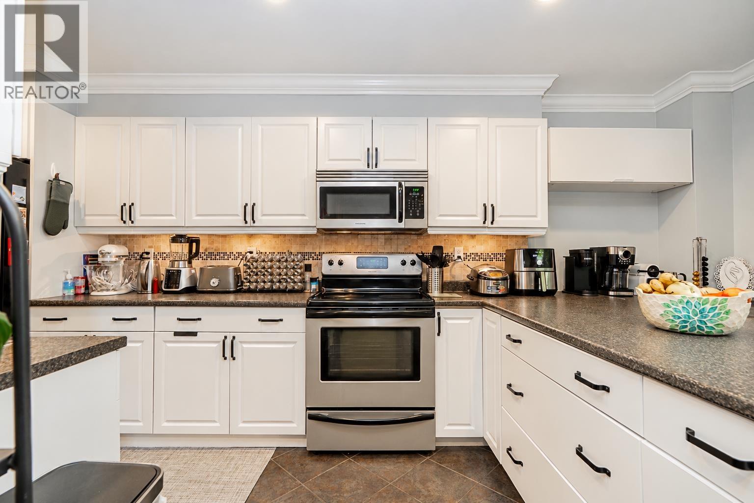 158 JAMES ROAD, Port Moody — photo 6