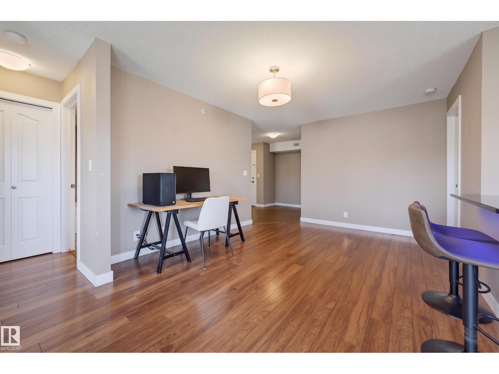 #415 11820 22 AV SW - 5