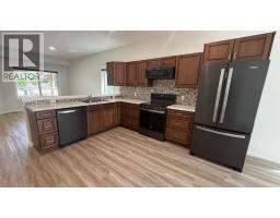 501 5 Street W, Hanna, AB T0J1P0 Photo 11