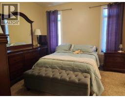 4pc Bathroom - 628 Bankview Drive, Drumheller, AB T0J0Y6 Photo 11