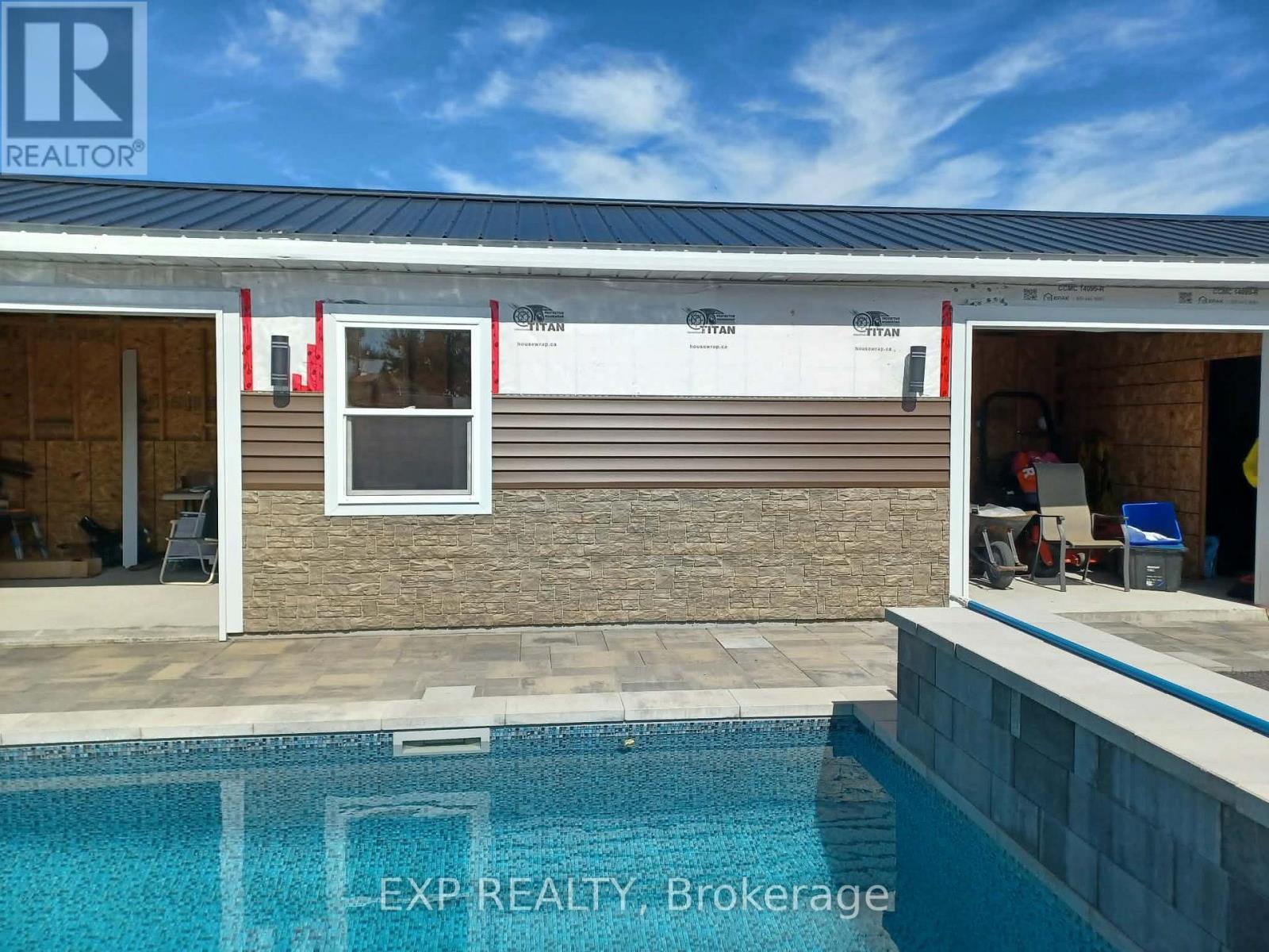 213 LONGUEUIL STREET - 7