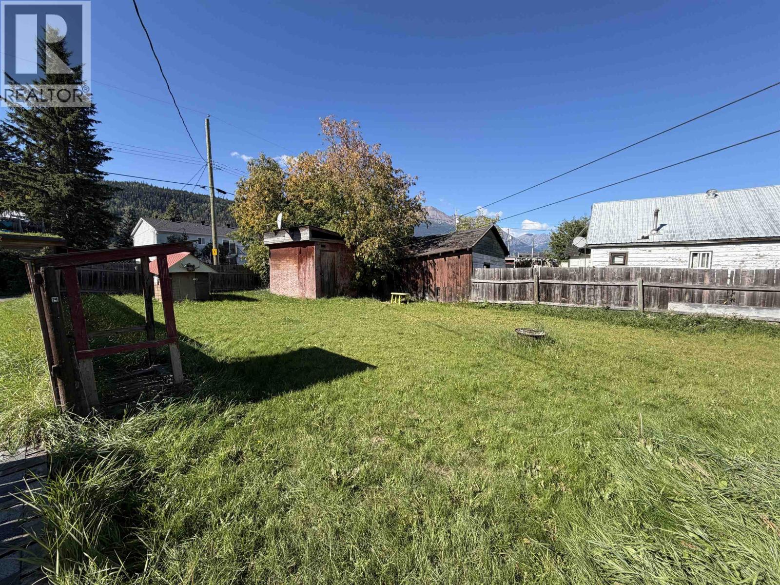 3715 2ND AVENUE - 10