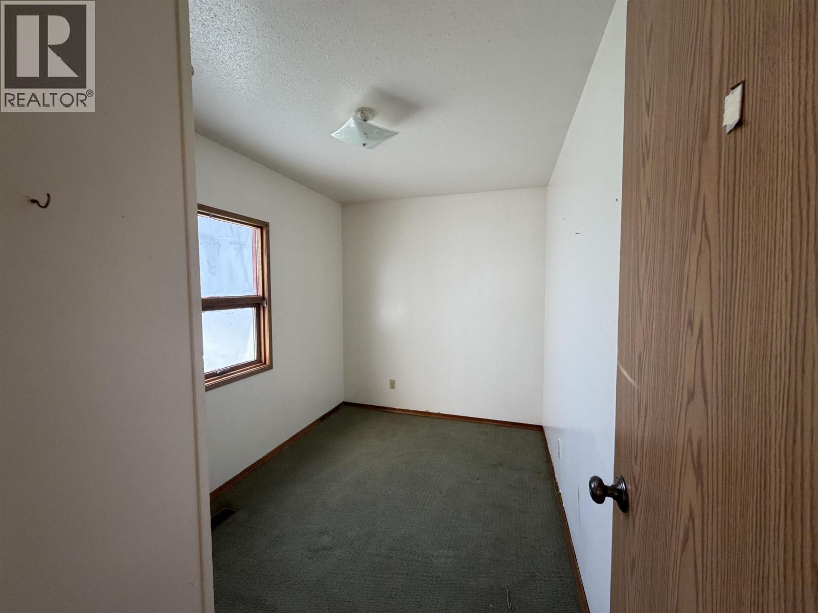 3715 2ND Avenue, Smithers