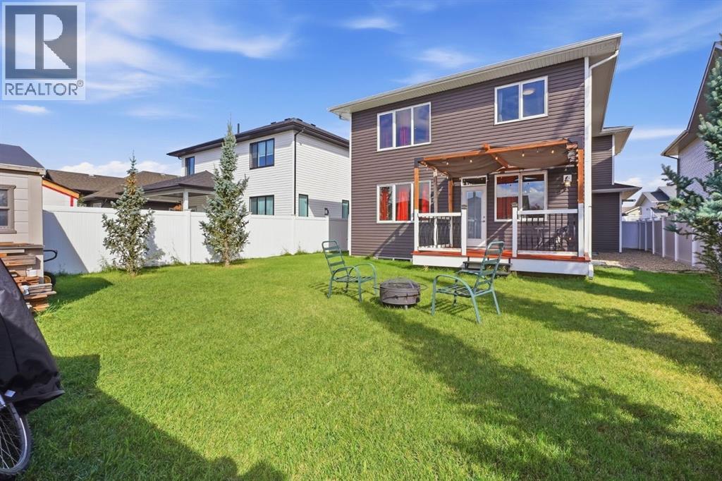 10 Mitchell Crescent - 41