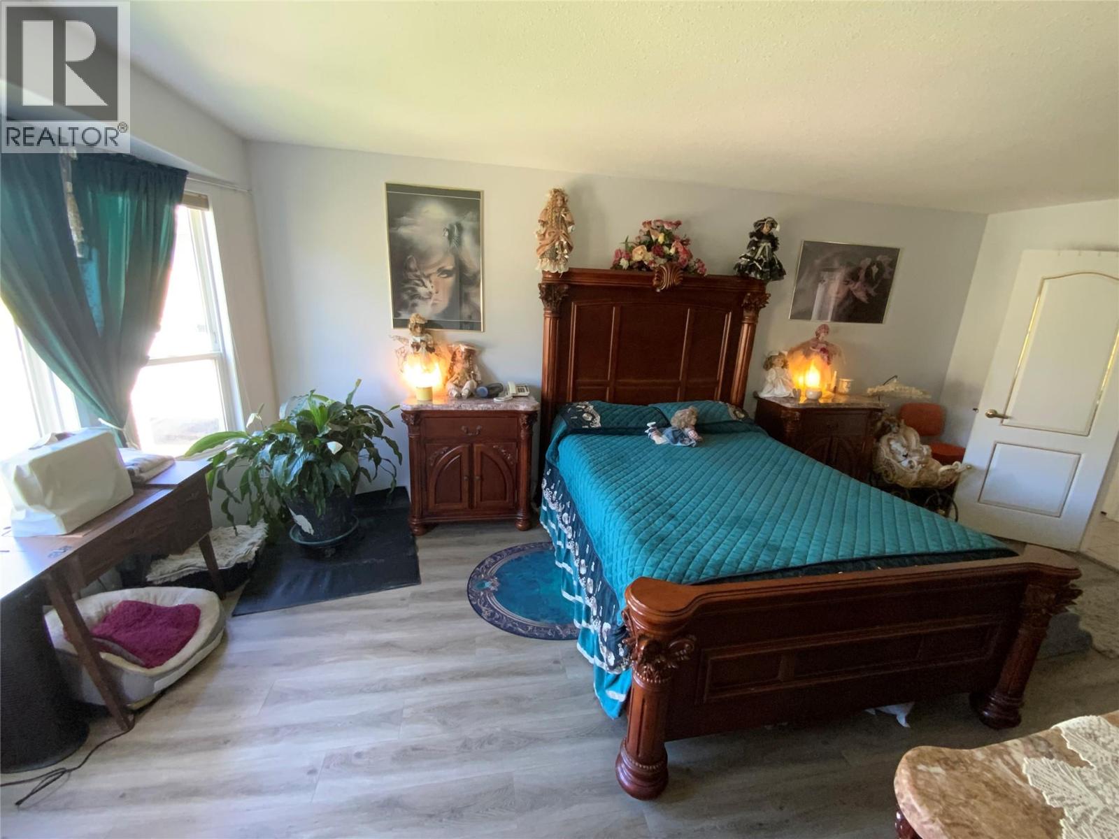 437 RIDGE Road - 18