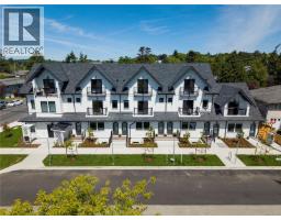 2 1830 Allenby St, Saanich, BC V8R3B7 Photo 19