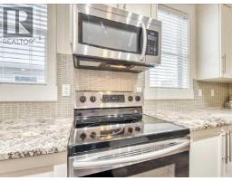 201 Rainbow Falls Glen, Chestermere, AB T1X0S6 Photo 17
