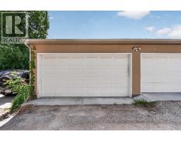 4pc Bathroom - 2, 530 56 Avenue Sw, Calgary, AB T2V0G7 Photo 6