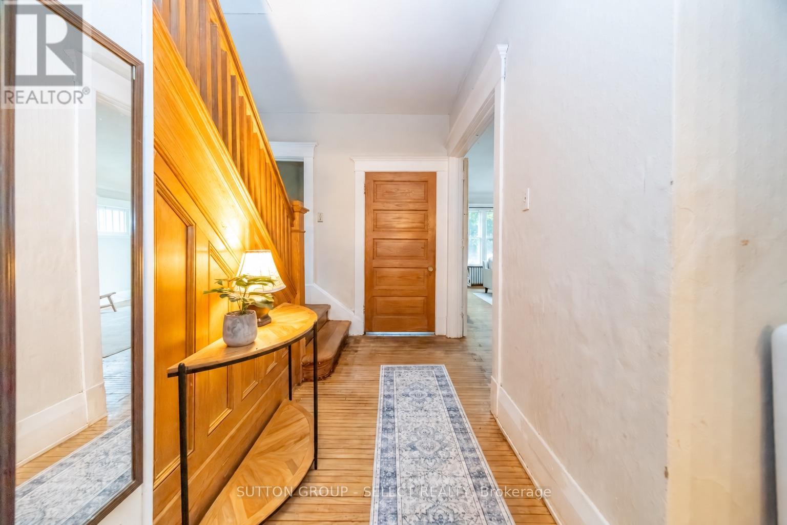 239 RIDOUT STREET S, London South (South G) — photo 9