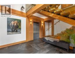 7465 Treetop Lane, Whistler, BC V8E0E9 Photo 21