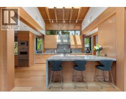 7465 Treetop Lane, Whistler, BC V8E0E9 Photo 17