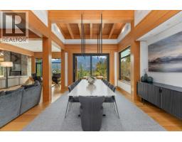 7465 Treetop Lane, Whistler, BC V8E0E9 Photo 8