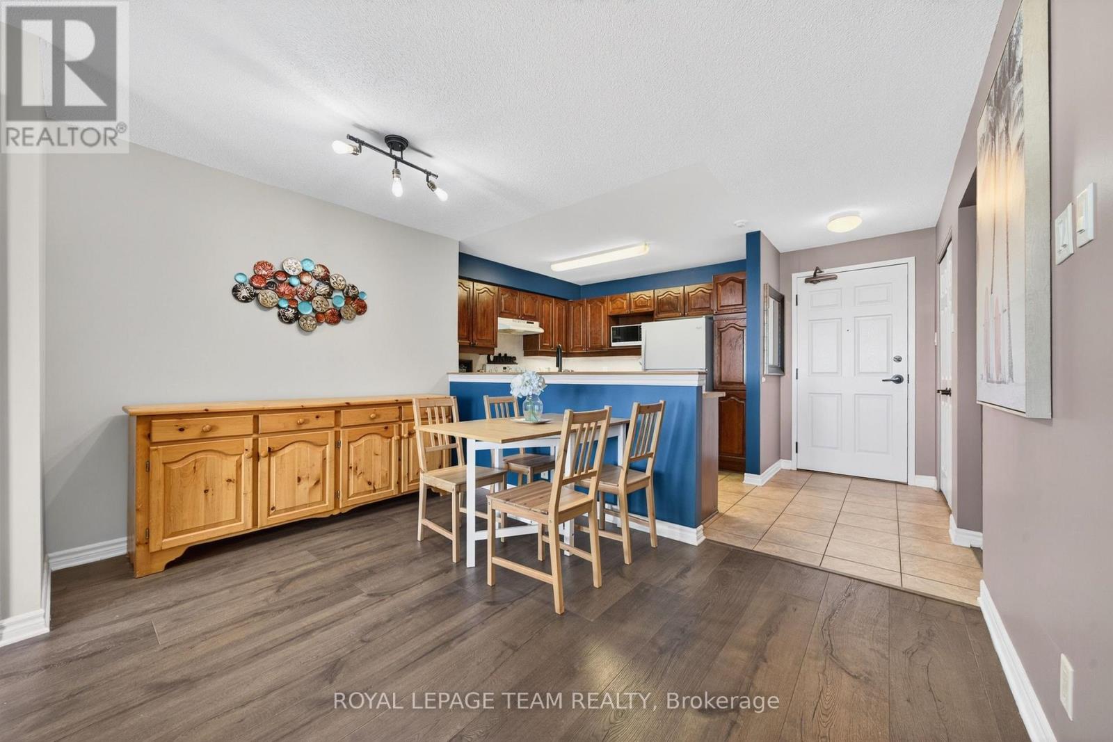 811 – 120 GRANT CARMAN DRIVE, Ottawa. Luxury613. By Peter Sagos - Image 19