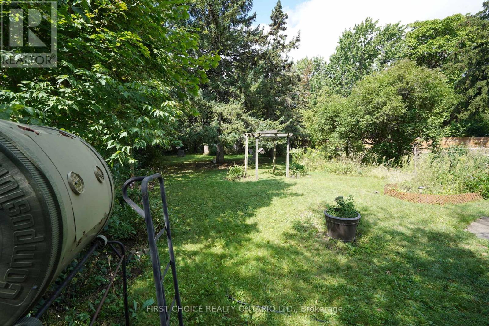 172 COLBORNE AVENUE - 10