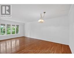 Foyer - 19 Windhurst Drive, Ottawa, ON K2G6G5 Photo 12