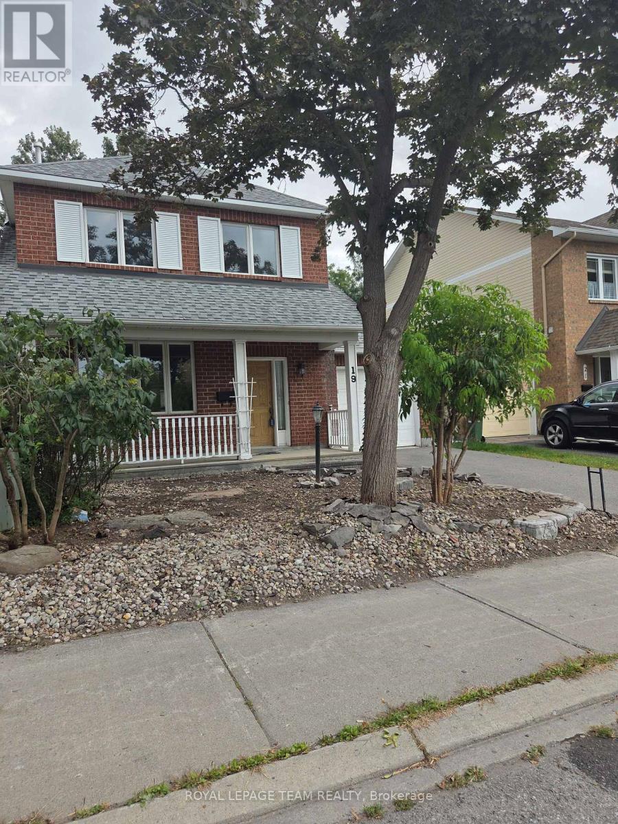 19 WINDHURST DRIVE - 2