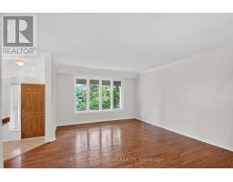 Bedroom 3 - 19 Windhurst Drive, Ottawa, ON K2G6G5 Photo 9