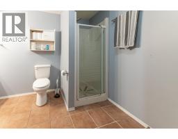 8909 Grainger Road, Canal Flats, BC V0B1B0 Photo 28