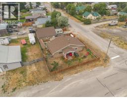 8909 Grainger Road, Canal Flats, BC V0B1B0 Photo 54