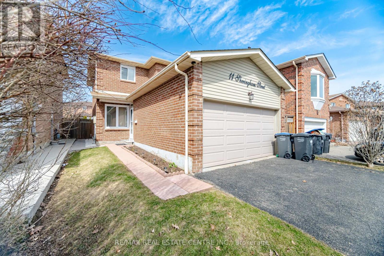 11 SHERINGHAM STREET - 5