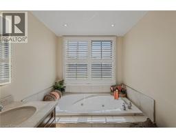9 Rue Chateaux Terrace, Brantford, ON N3T6N7 Photo 27