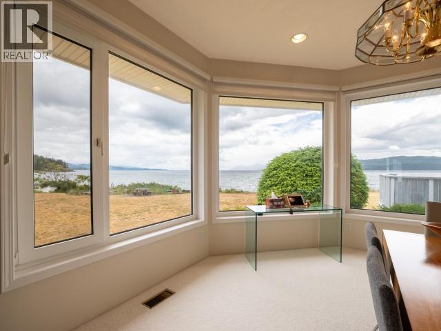 10219 DOUGLAS BAY ROAD, Powell River