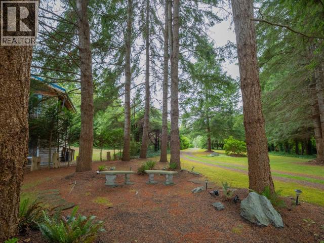 10219 DOUGLAS BAY ROAD, Powell River