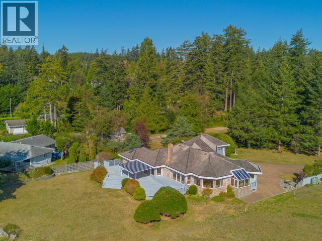 10219 DOUGLAS BAY ROAD, Powell River