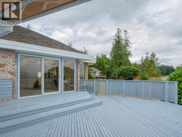 10219 DOUGLAS BAY ROAD, Powell River