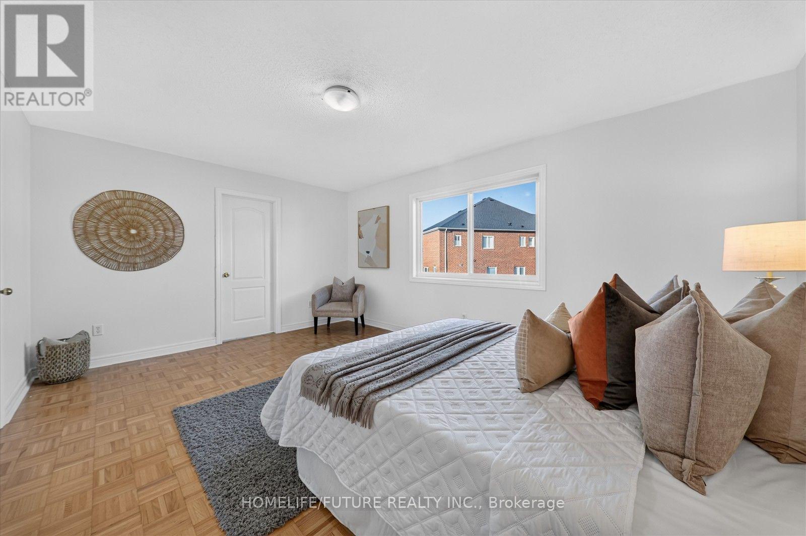 65 MIDDLECOTE DRIVE - Image 18