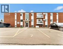 7, 512 Mccutcheon Drive Nw, Medicine Hat, AB T1A6X7 Photo 32