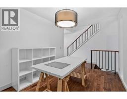4pc Bathroom - 571 Point Mckay Grove Nw, Calgary, AB T3B5C4 Photo 9