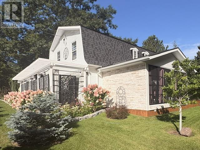 3044 East ST, Hilton Beach — photo 9