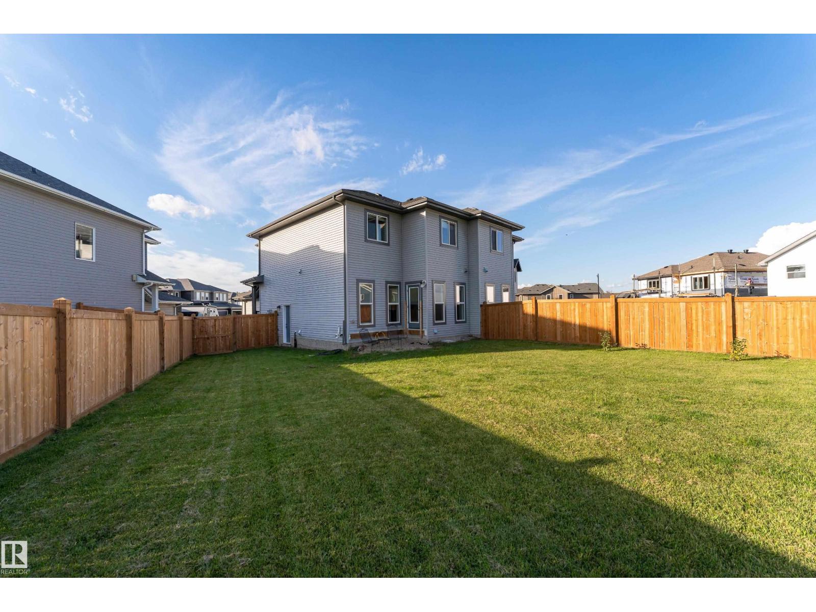 114 ASTORIA CR - Image 48