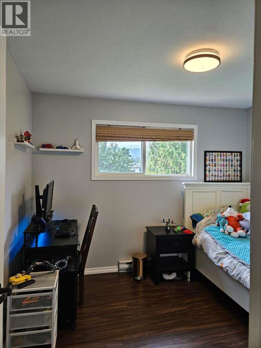 606 Gillis Avenue, Sicamous