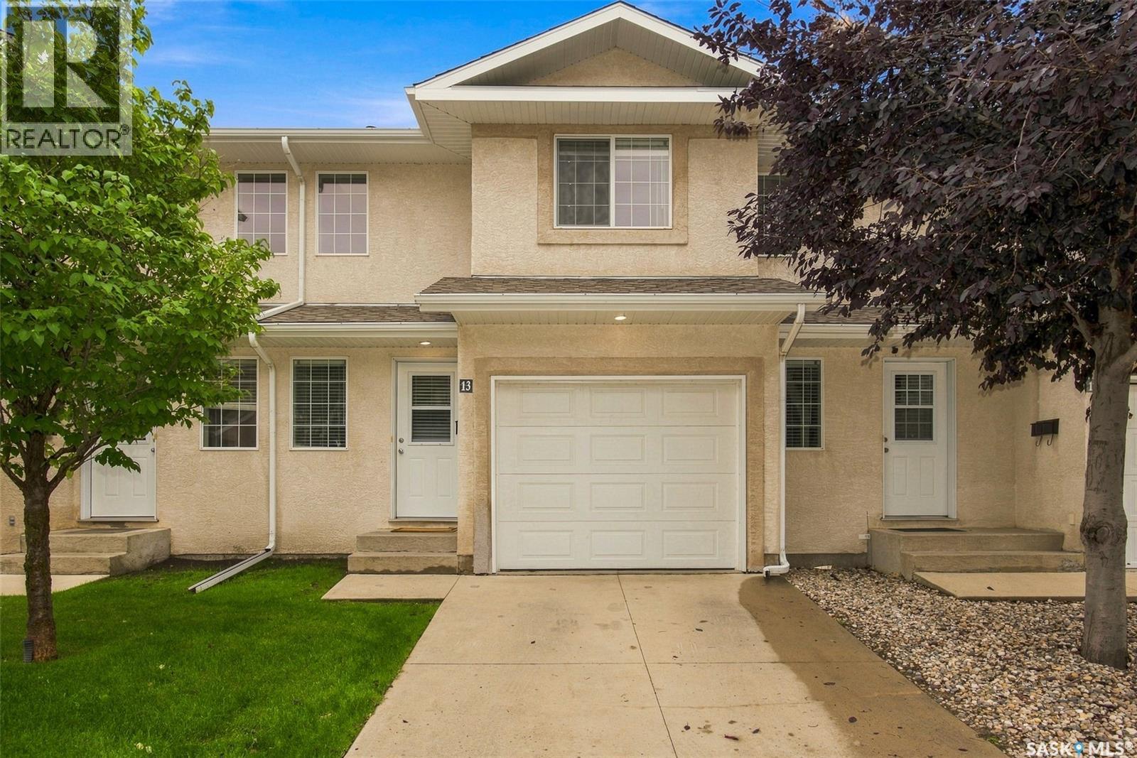 13 2801 windsor park ROAD, Regina — photo 1