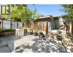 243 Radcliffe Place Se, Calgary, AB T2A6M9 Photo 35