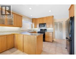 243 Radcliffe Place Se, Calgary, AB T2A6M9 Photo 15