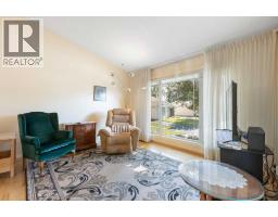 Living room - 243 Radcliffe Place Se, Calgary, AB T2A6M9 Photo 7