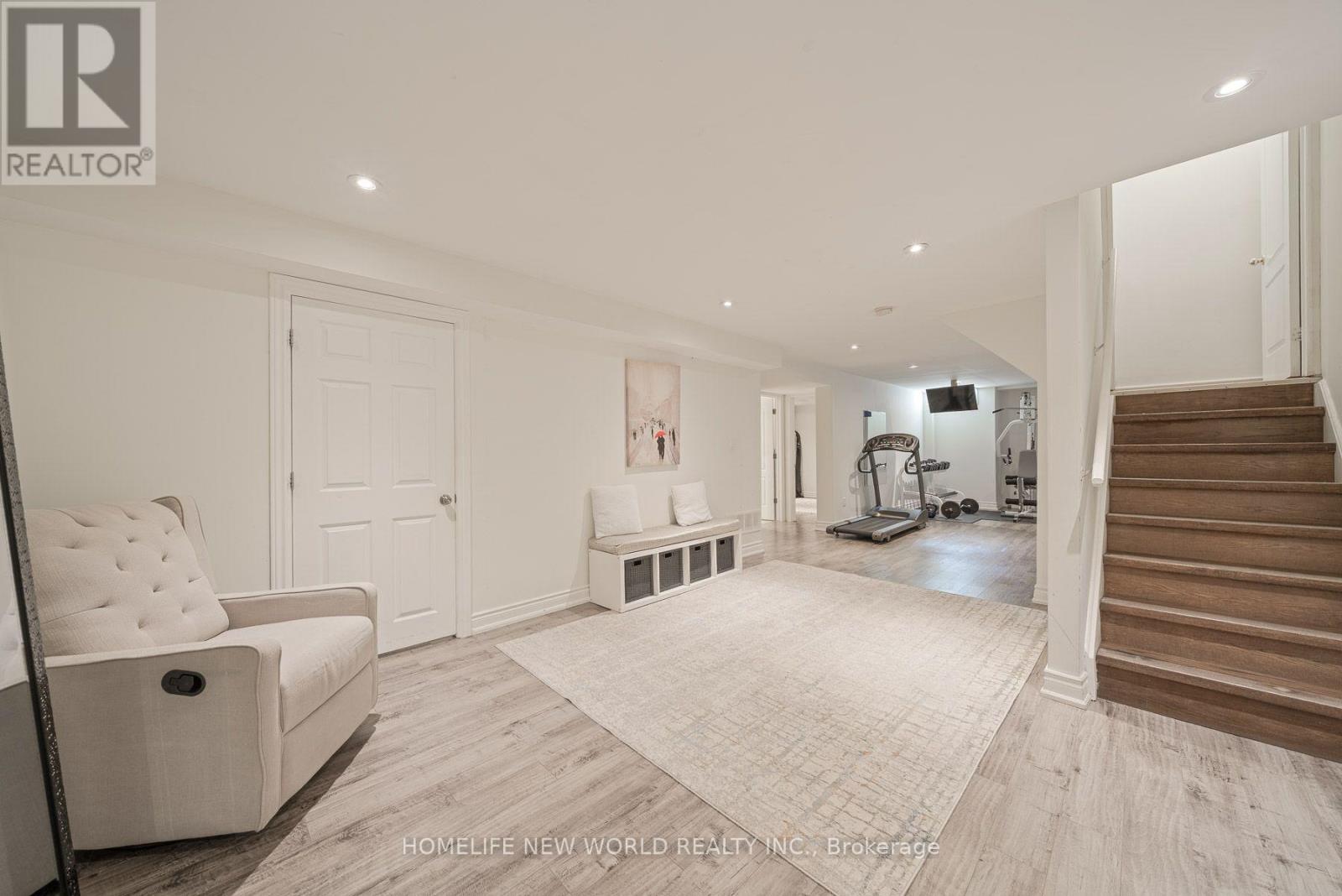 397 HEWITT CIRCLE - Image 36