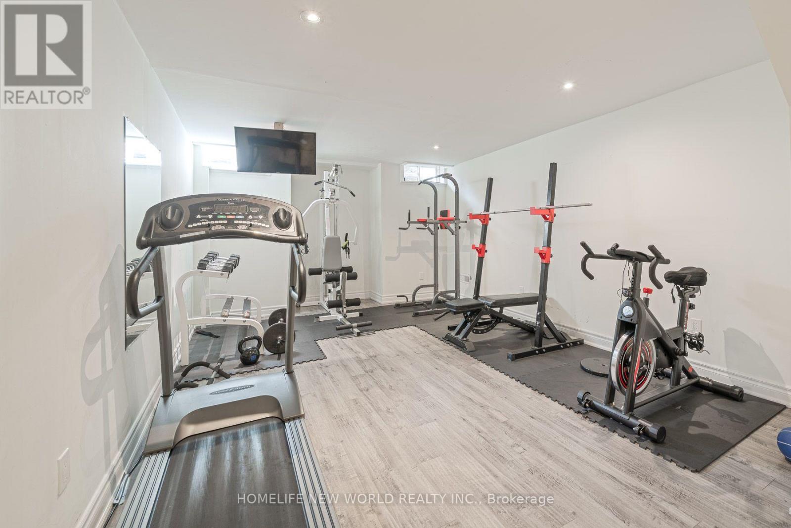 397 HEWITT CIRCLE - Image 37