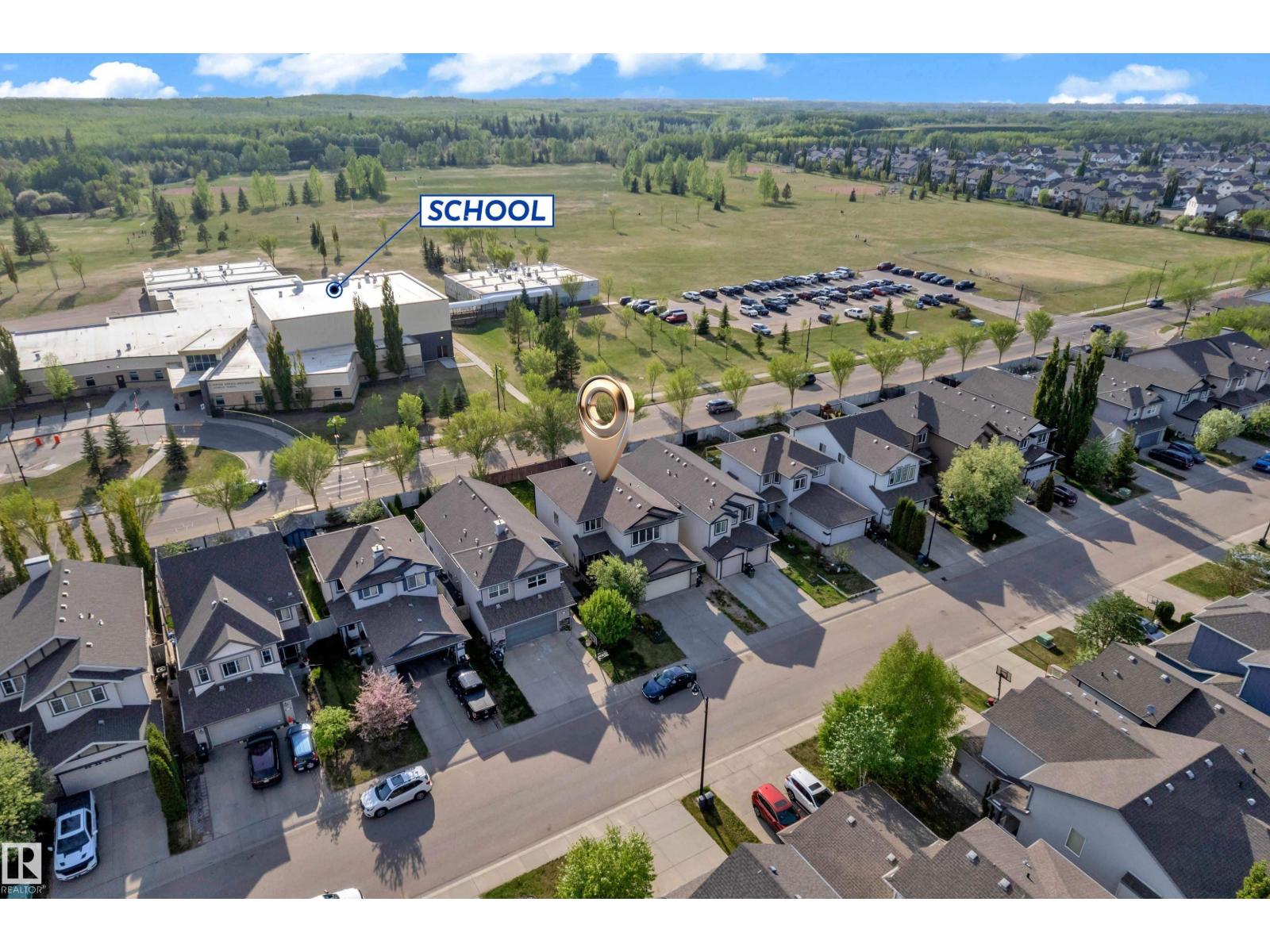 5528 209st NW, The Hamptons, Edmonton photo 2