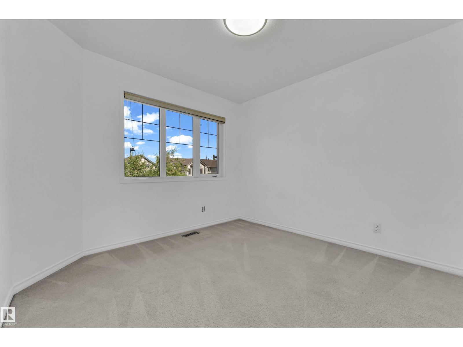 5528 209st NW - 28